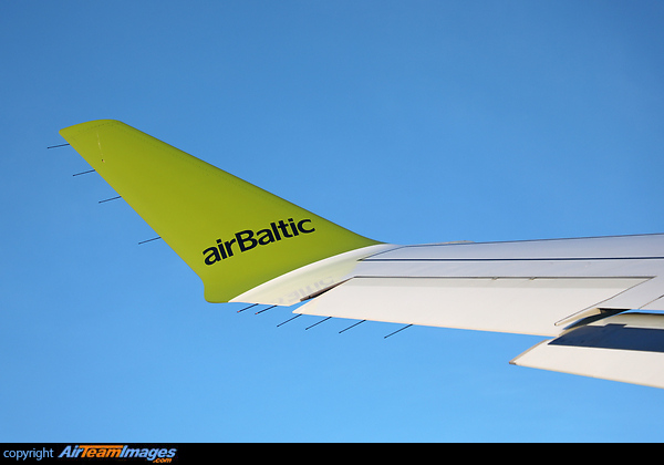 Airbus A220-300
