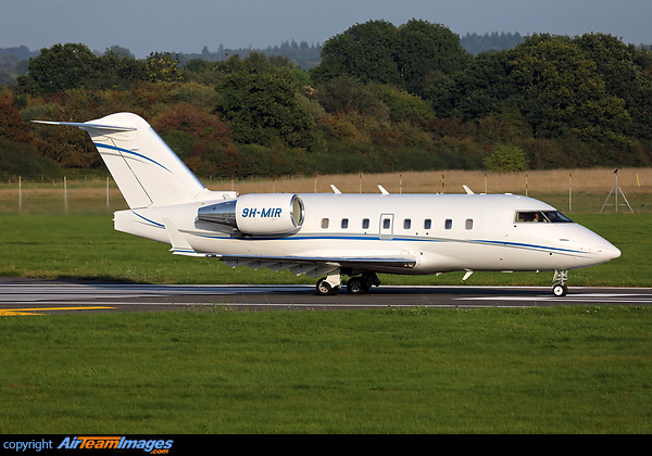 Bombardier Challenger 604