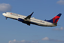 Boeing 737-832