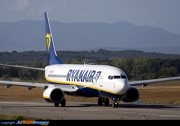 Boeing 737-8AS