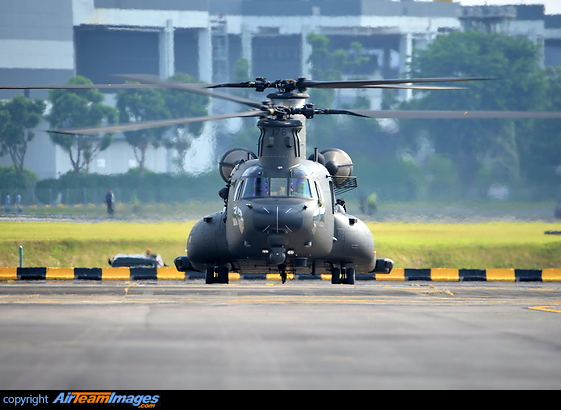 Boeing CH-47F Chinook