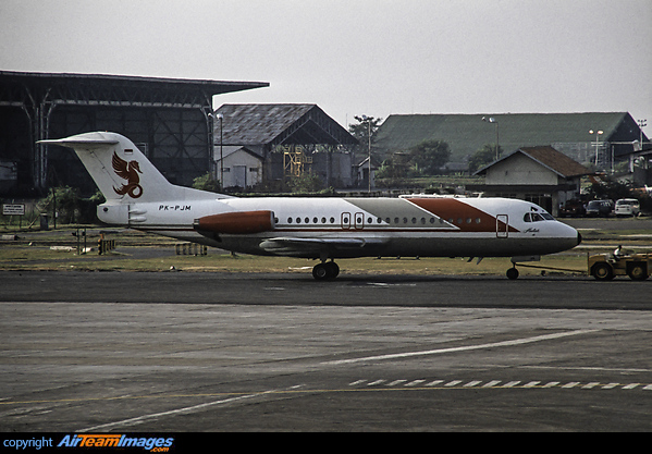 Fokker F-28-4000 Fellowship