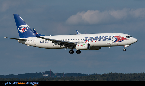Boeing 737-8Q8