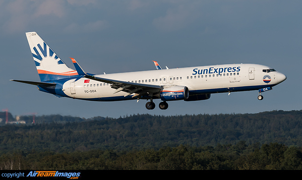Boeing 737-8HC
