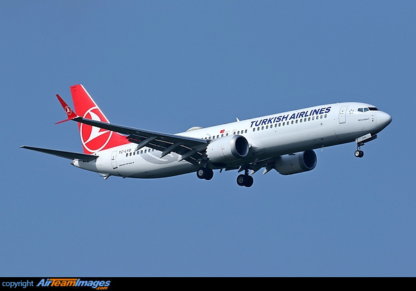 Boeing 737-9 MAX
