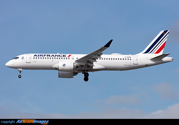 Airbus A220-300