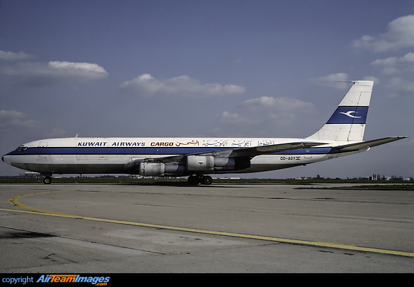 Boeing 707-327C