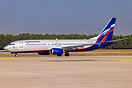 Boeing 737-8LJ