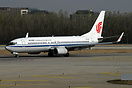 Boeing 737-89L