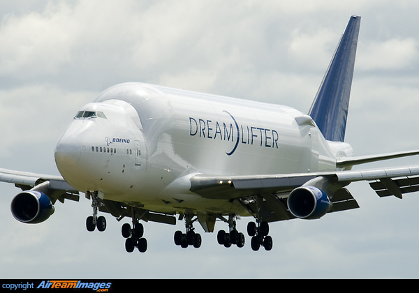 Boeing 747-409 LCF Dreamlifter