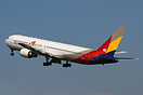 Boeing 767-38E