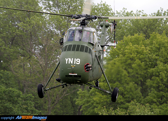 Mfd. 1963. While dwindling numbers of civil variants soldier on, it's great to see this newly restored example. Seen here joining a US Marine demonstration at Clove Lakes Park in Staten Island New York, for Fleet Week 2008. Sikorsky UH-34D Seahorse