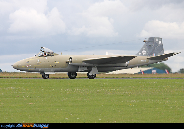 Kemble Airshow 2009 English Electric Canberra PR9