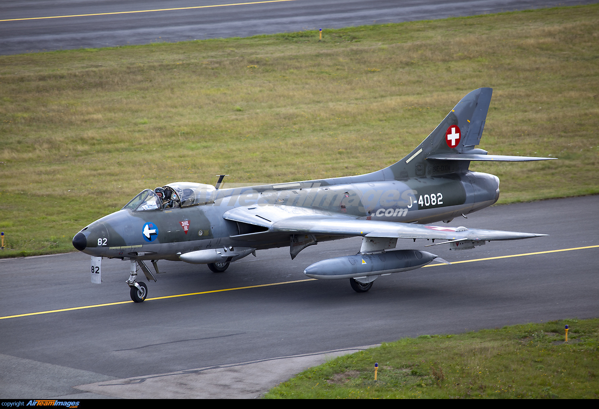 Hawker Hunter F58 Hb Dxm Aircraft Pictures Photos Airteamimages Com