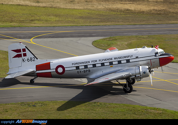 Douglas C-47A Skytrain (DC-3)