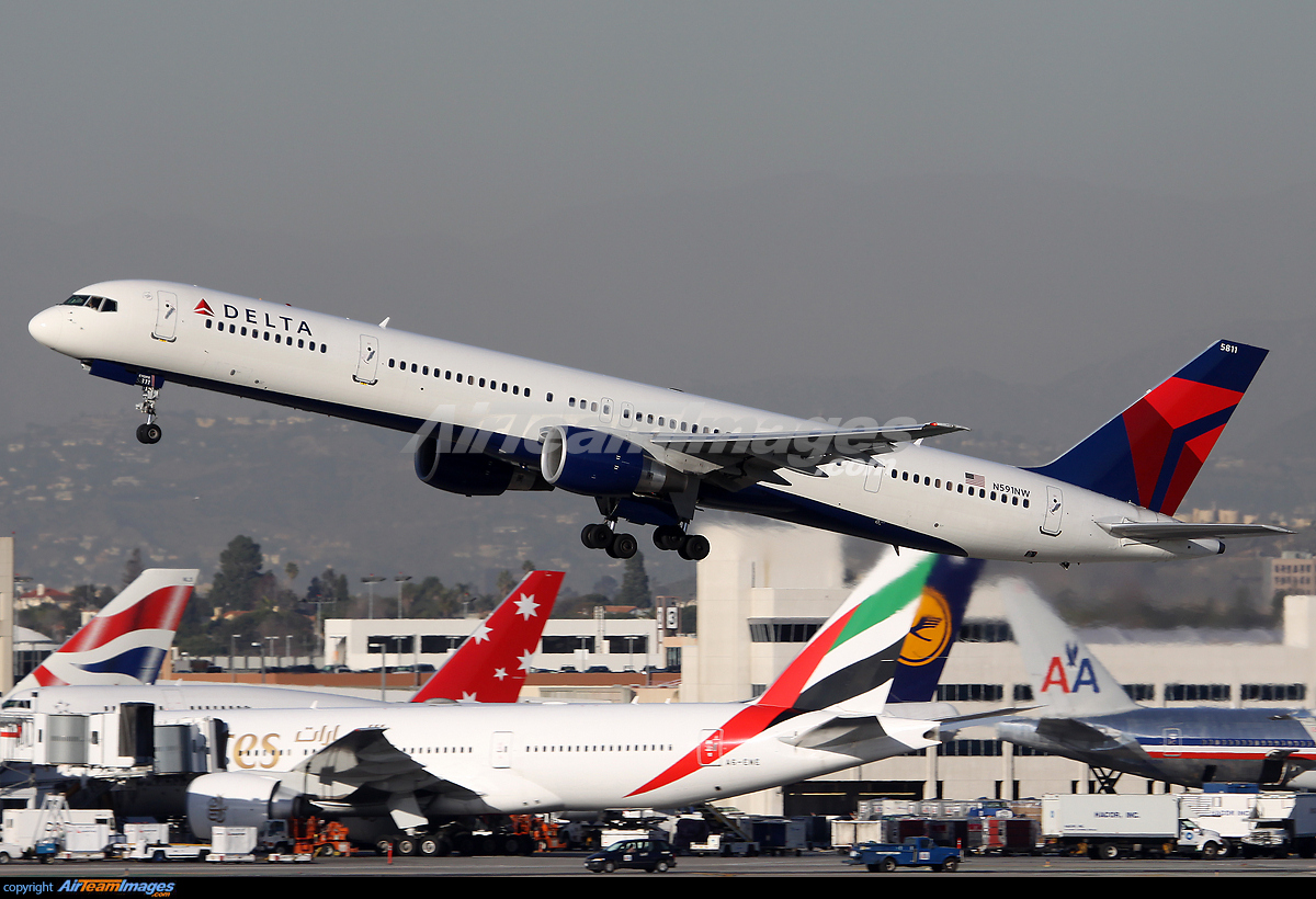 boeing-757-351-large-preview-airteamimages